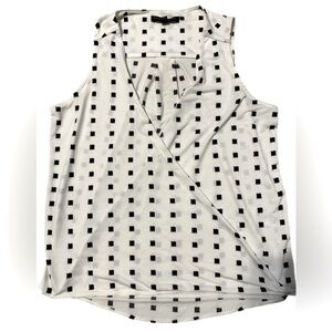 White and black banana republic xs tank top